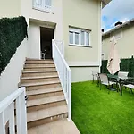 Casa Rugama Chalet Con Piscina De Temporada En El Corazon De Cantabria