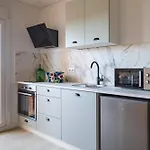 Luxury Singular Apartments Orange