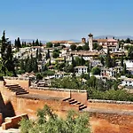 Dali\'S Sanctuary In Granada - Private Parking Free