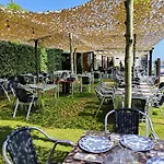 Hostal Restaurante Parajes
