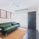 Luxe Apartment 3 In Rota