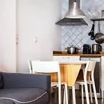 Apartamento Con Terraza Privada Cerca De La Playa