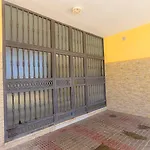 Amplia Vivienda A Un Paso Del Centro De Cadiz