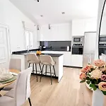 Apartamento Sanmartino Con Jacuzzi