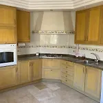 Chalet Adosado Independiente En Vigo - Canido
