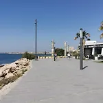 Casa Del Angel , Cosy 2 Bed Apartment,150M From Playa Los Locos Plus Beautiful Swimming Pool