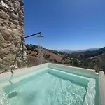 Casa De Piedra