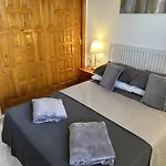 2-Bed Apartment 10 Min Drive To The Beach!