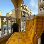 Casa Amarela Guesthouse, Algorfa