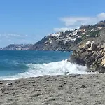 Casa En Salobrena, La Caleta, A 200M De La Playa Con Garaje Privado