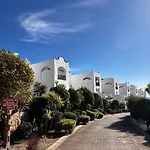 Villa Maringa - Family Friendly, Private Pool, Bbq, Amazing Views