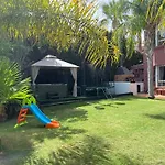 10 Bedroom 5 Star Luxury Villa & Heated Pool For 5 To 28 Guests Near Alicante