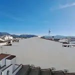 Apartamento cómodo y acogedor en el centro con WiFi