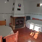 Calida Casa Familiar