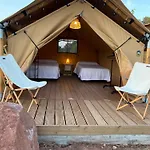 Hostal La Salut De Terrades