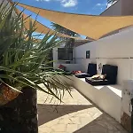 Pura Vida Surf Camp & School