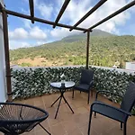 Suite Rural Oasis