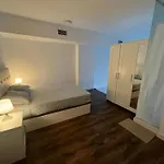 Luxury Loft Con Jardin Cerca Del Aeropuerto