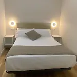 Apartamentos Buenos Aires,En El Centro De Ribadeo Con Vistas A La Ria