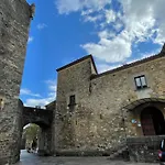 Castillo De Valdés Salas