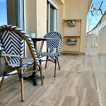Apartamento Moderno Y Amplio Con Vistas A La Bahia