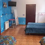 Hostal A La Sombra Del Laurel