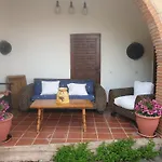 Casa Turistica Villa Carmen, Con Chimenea, Amplia Zona De Jardin, Barbacoa, Piscina Y Garaje