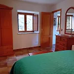 Stone Cottage O Cebreiro