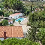 Gorgeous Home In Sevilla With Kitchen