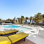 Villa A Pie De Mar