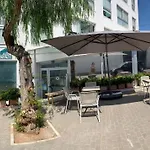 Take Surf Hostel Conil