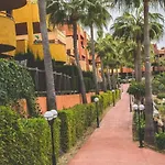 Apartamento Las Chapas - bonito y tranquilo