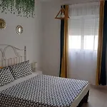Cerca Plaza De Toros, 2 Habitaciones