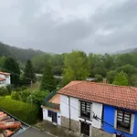 Corias Casona Junto Al Narcea