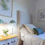 Awesome home in Nigüelas with Outdoor swimming pool, WiFi&4 Bedrooms