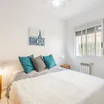 Amazing Apartment In Cautivador With Kitchen
