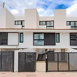 Villa Amarilla Golf