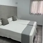 Alojamientos La Menua