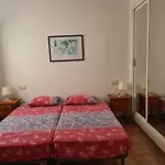 As050 Inviting 2-Bed House La Casita