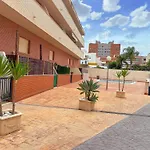 Moderne, Lumineux, Balcon, Piscine, Parking