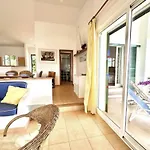 Villa Ana