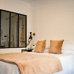 Home Triana 136