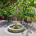 Pau Suites