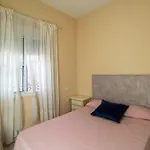 Centrico dos dormitorios wifi by Lightbooking
