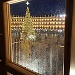 Toro 2, 2º en la misma Plaza Mayor de Salamanca