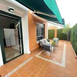 Sunny Semidetached Private House 10Min From City Center