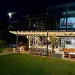 Apartamentos Alquitara