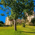 36 Júpiter Apartamento - Vista al jardín y la piscina - Excelente wifi