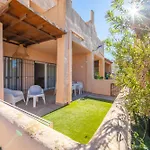 Surf Apartment - Wifi - Parking - Swimming Pool - Patio - Garden