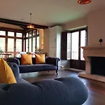 Villa Mogrovejo